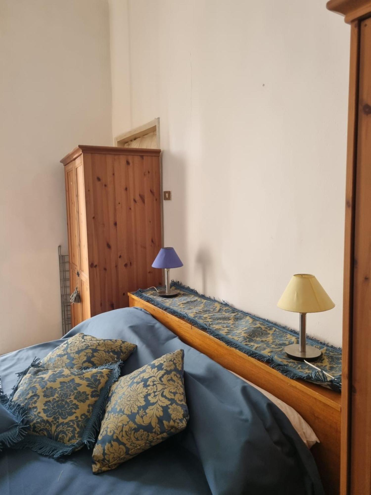 La Sede Dell'arte Monolocale E In Torre Medievale Vicino A Duomo E Piazza Signoria