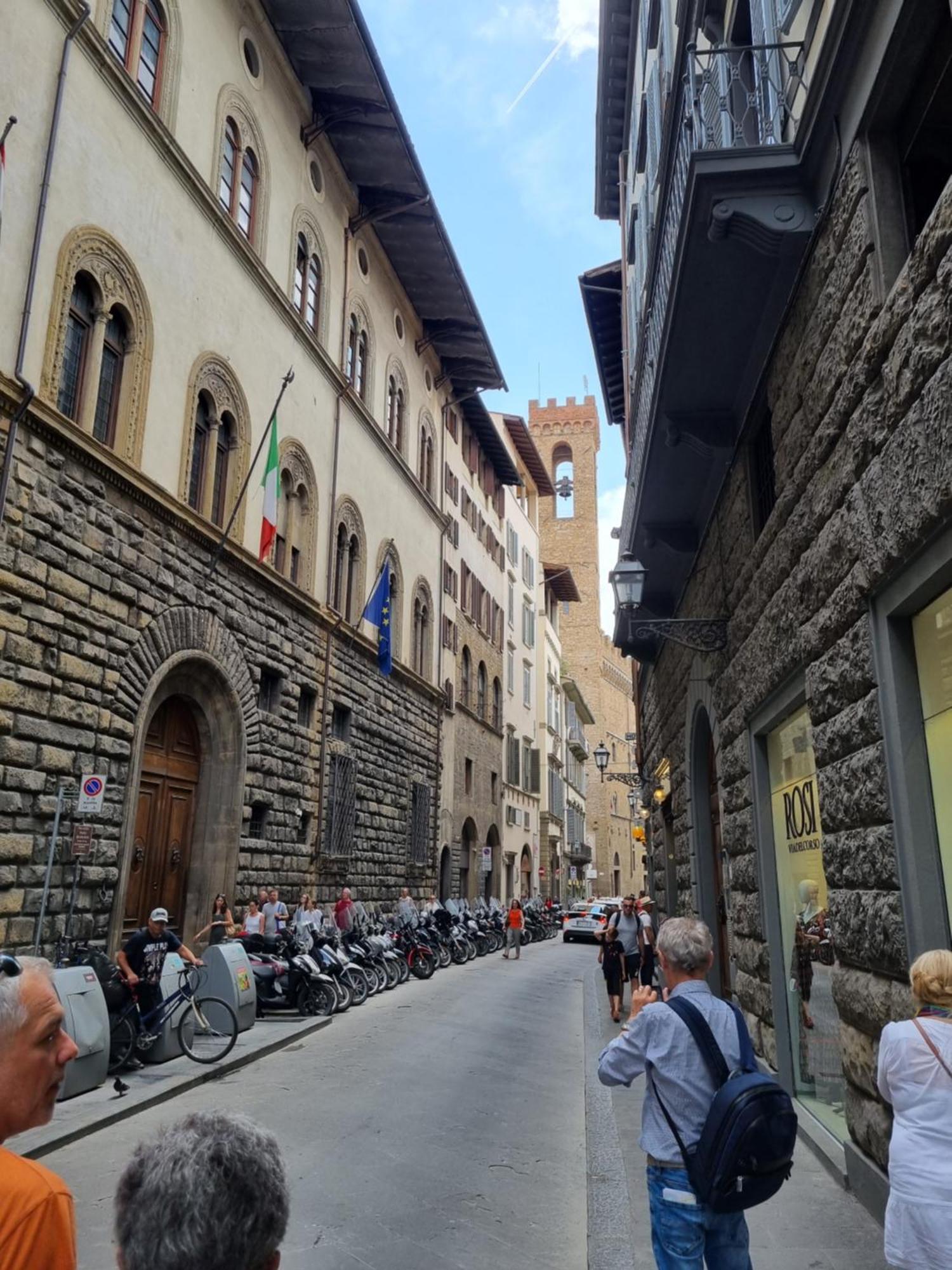 Apartment La Sede Dell'arte Monolocale E In Torre Medievale Vicino A Duomo E Piazza Signoria
