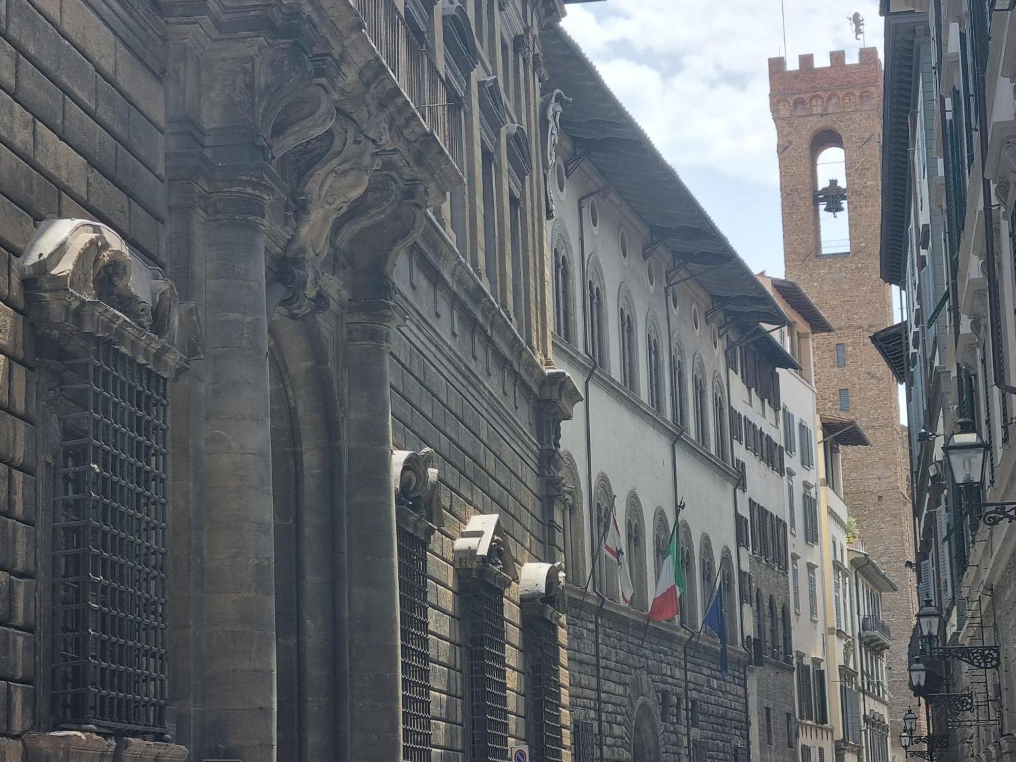 La Sede Dell'arte Monolocale E In Torre Medievale Vicino A Duomo E Piazza Signoria Apartamento *